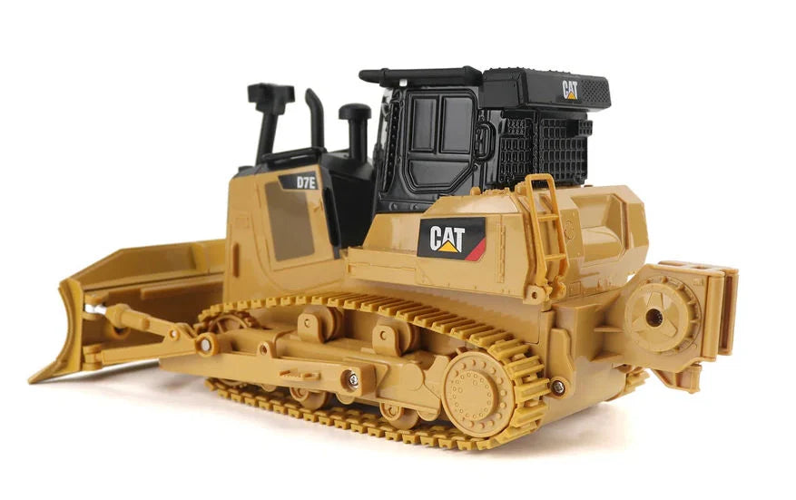 Bouteur sur Chenilles Caterpillar D7E Dozer | 1:32 Diecast Masters | Réf. 84042