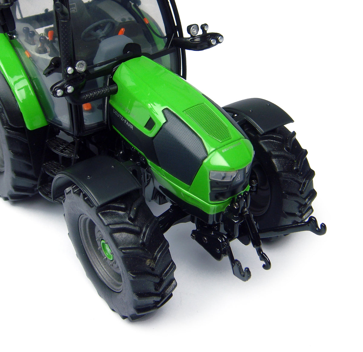 Deutz-Fahr 5130 TTV (2014) – Universal Hobbies UH4226 – 1/32