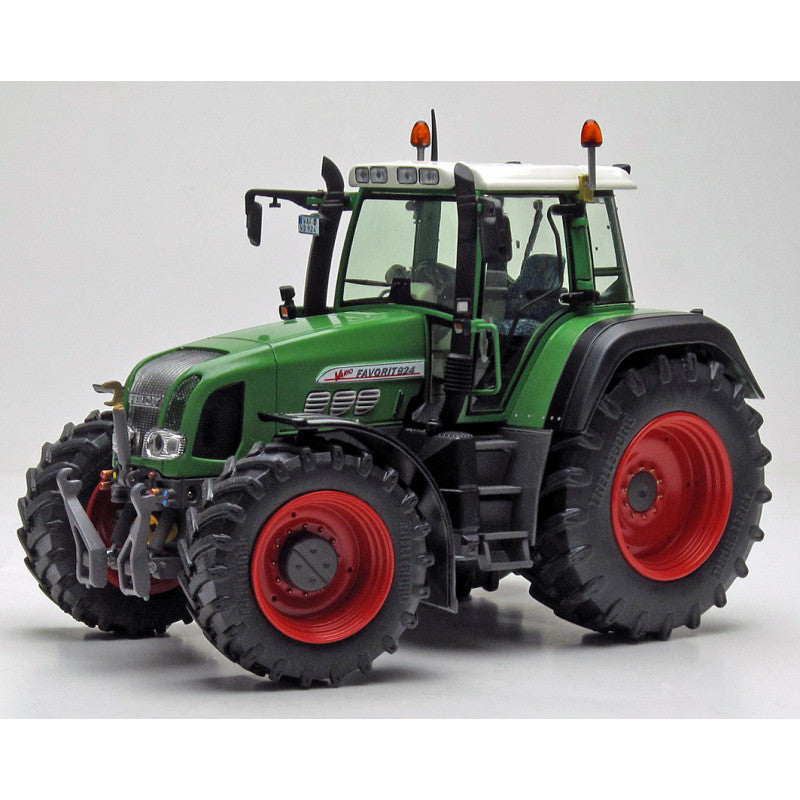 Fendt Favorit 924 Vario Gen.2 W1067 Weise Toys 1/32