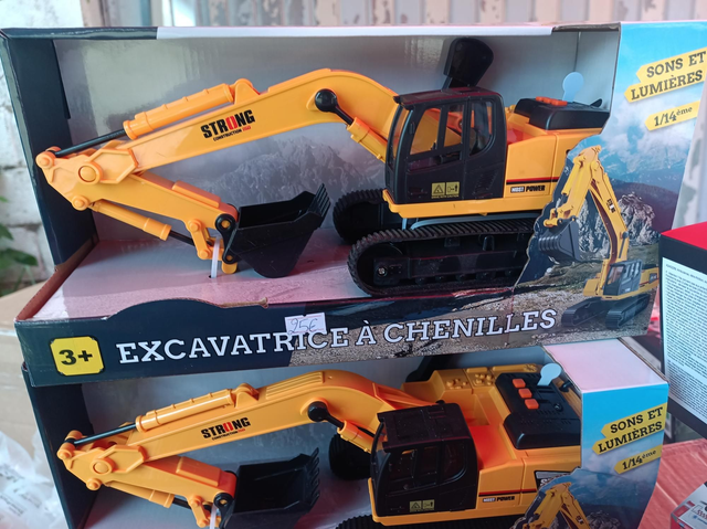 Excavatrice a chenilles 2502296