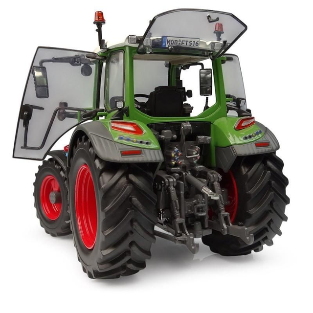TRACTEUR FENDT 516 Vario UH6740 UNIVERSAL HOBBIES 1/32
