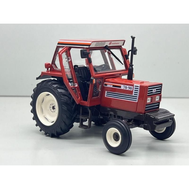 Rep 258 tracteur Fiat 70-90 1:32 Replicagri