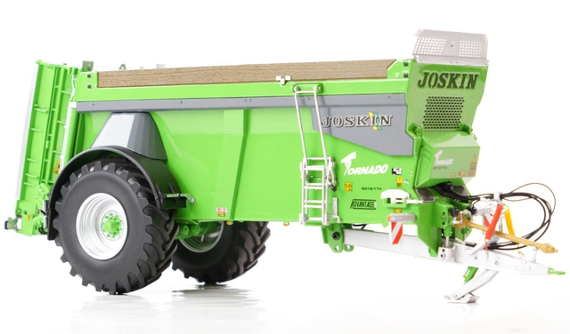 Epandeur à fumier JOSKIN Tornado 6016/17V