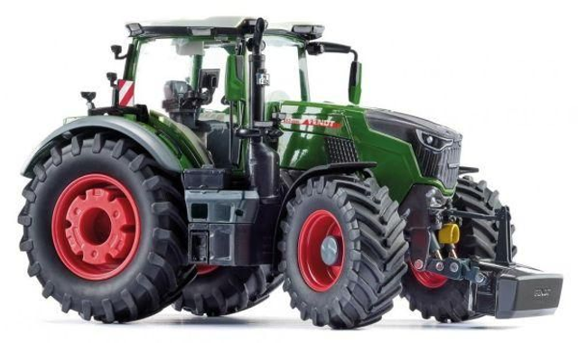 FENDT 832 Vario
