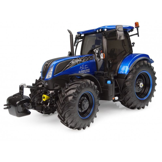TRACTEUR NEW HOLLAND T7.225 "2 millionnième Basildon" UH6744