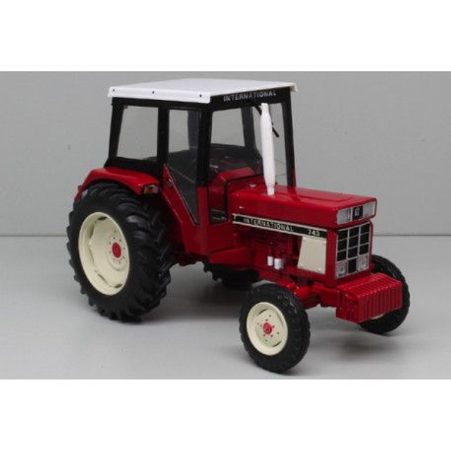 Rep 195 IH 743 4x2