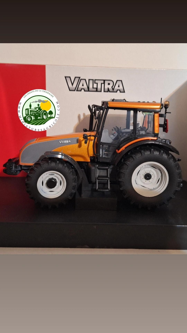 VALTRA T 2008 Orange