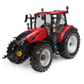 Tracteur miniature CASE IH Farmall 120C UH 6852 Universal Hobbies 1-32