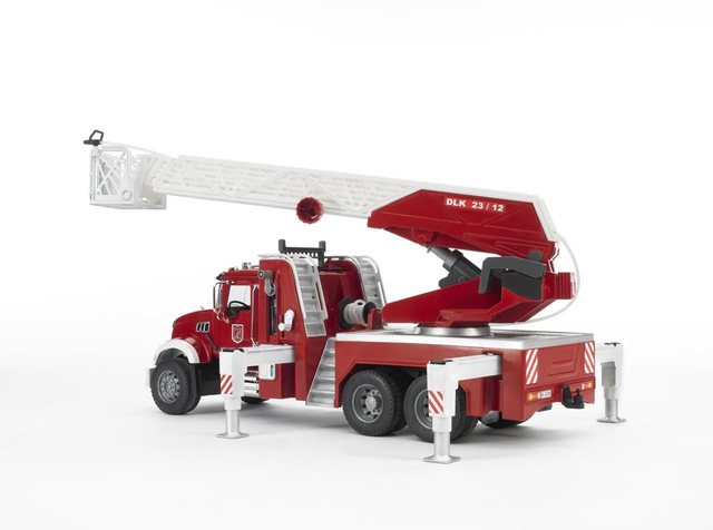 Camion de pompier avec échelle MACK Granite avec pompe 02821