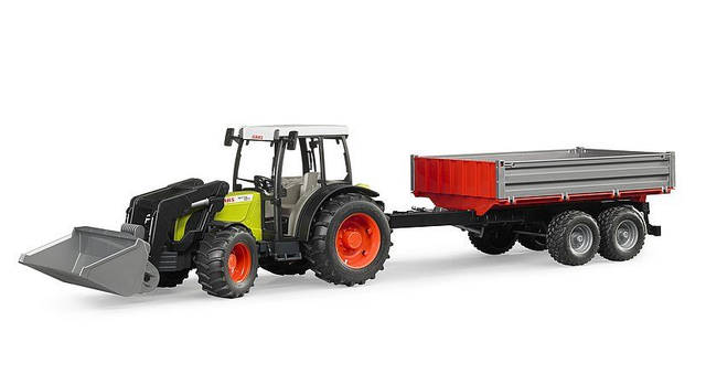 02112 tracteur Claas Nectis avec remorque