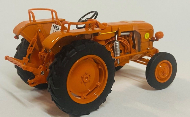 Trekker RENAULT D22 uh 2676