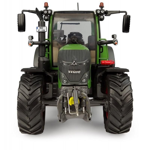 TRACTEUR FENDT 516 Vario UH6740 UNIVERSAL HOBBIES 1/32