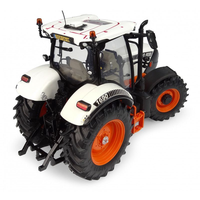 UH 6734 David Brown 1690. 2024