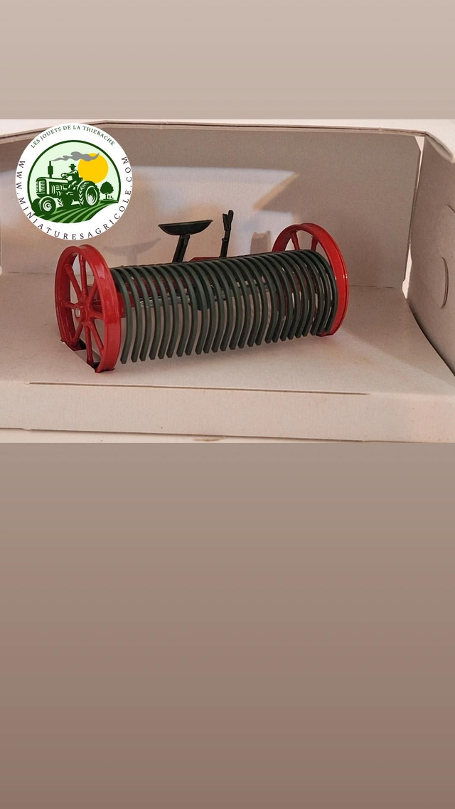 Siku 3481 1:32 râteau à  foin