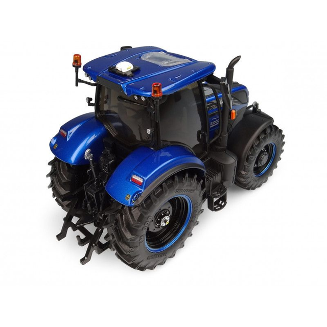 TRACTEUR NEW HOLLAND T7.225 "2 millionnième Basildon" UH6744