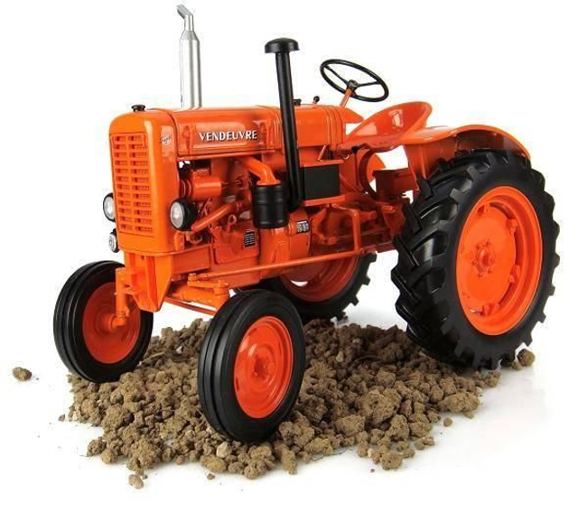 2832 Vendeuvre Super BB, tracteur type 31, 1:16