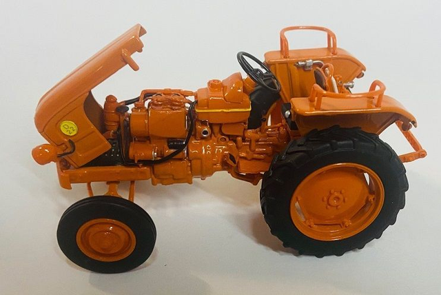 Trekker RENAULT D22 uh 2676