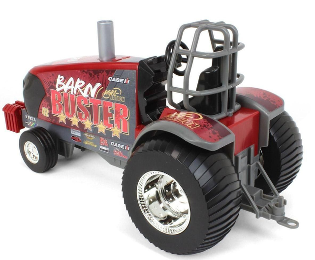 Tracteur pulling CASE IH Barn Buster