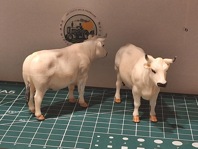 Miniature vache Mirandaise en resine 1:32 mir1