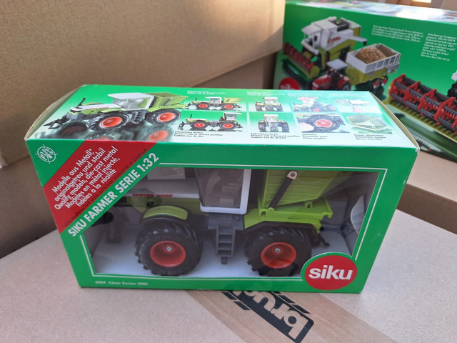 Siku 3553 Claas Xerion 3000