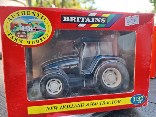 NEW HOLLAND 8560 avec chauffeur Ref 9488