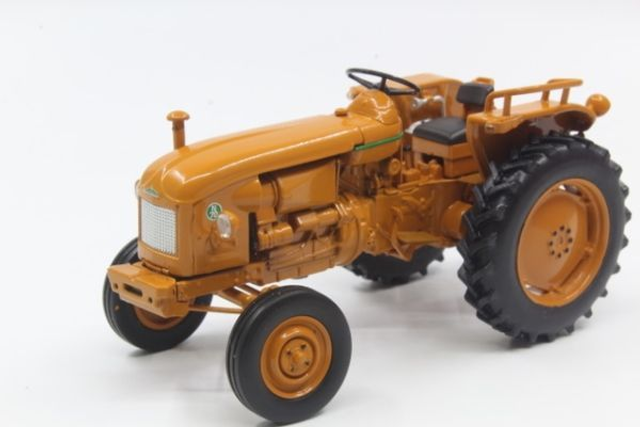 Rep 144 Renault N70 Oranje