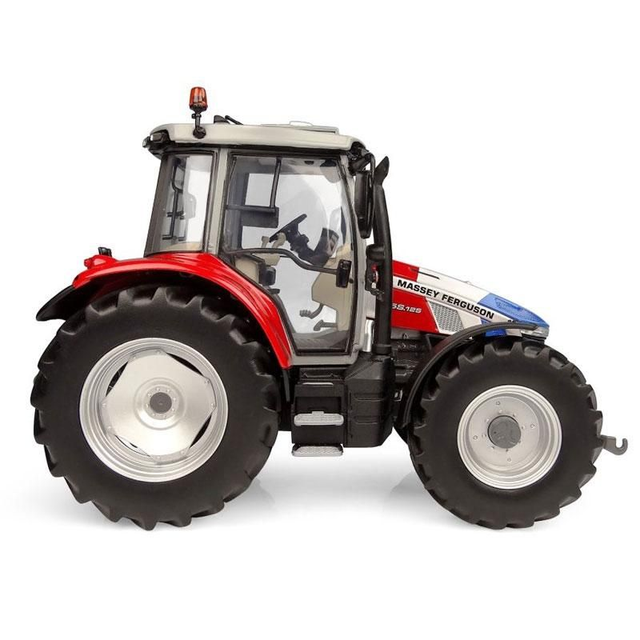 Universal Hobbies - Tractoren 1/32 - 2026