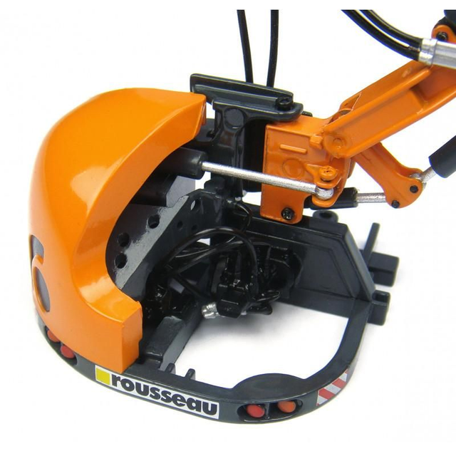 Epareuse ROUSSEAU kastor 500 PA UH 4281 UNIVERSAL HOBBIES 1/32