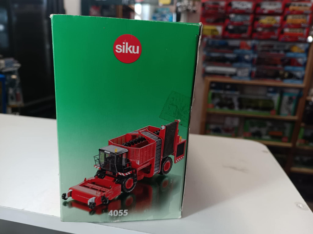 Siku Farmer 4055 Holmer Arracheuse de betteraves 1:32