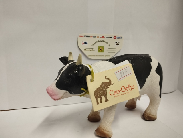 603  Jouet en caoutchouc naturel vache tachetée NaN Jouet en caoutchouc naturel vache tachetée