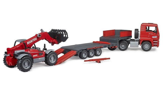 Camion de transport MAN TGA avec Manitou télescopique MLT 633
