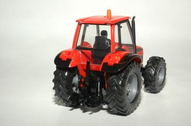 Britains tracteur Robin 150 50242