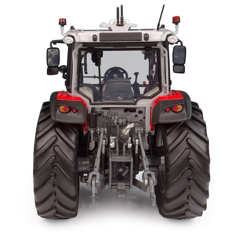 Tracteur miniature Massey Ferguson 5M 145 UH6808 Universal Hobbies 1/32