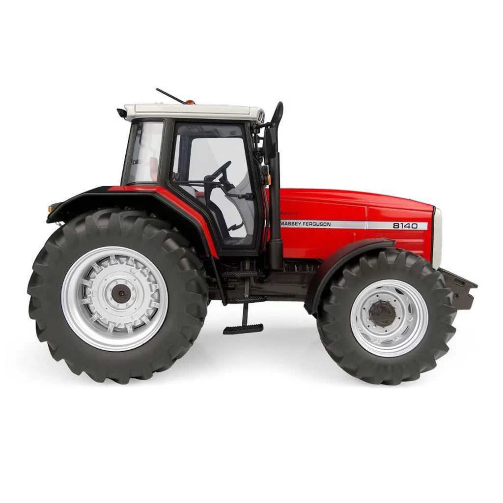 Massey Ferguson 8140 avec masse avant (1995–1999) 1/32 – UH6836 – Précommande