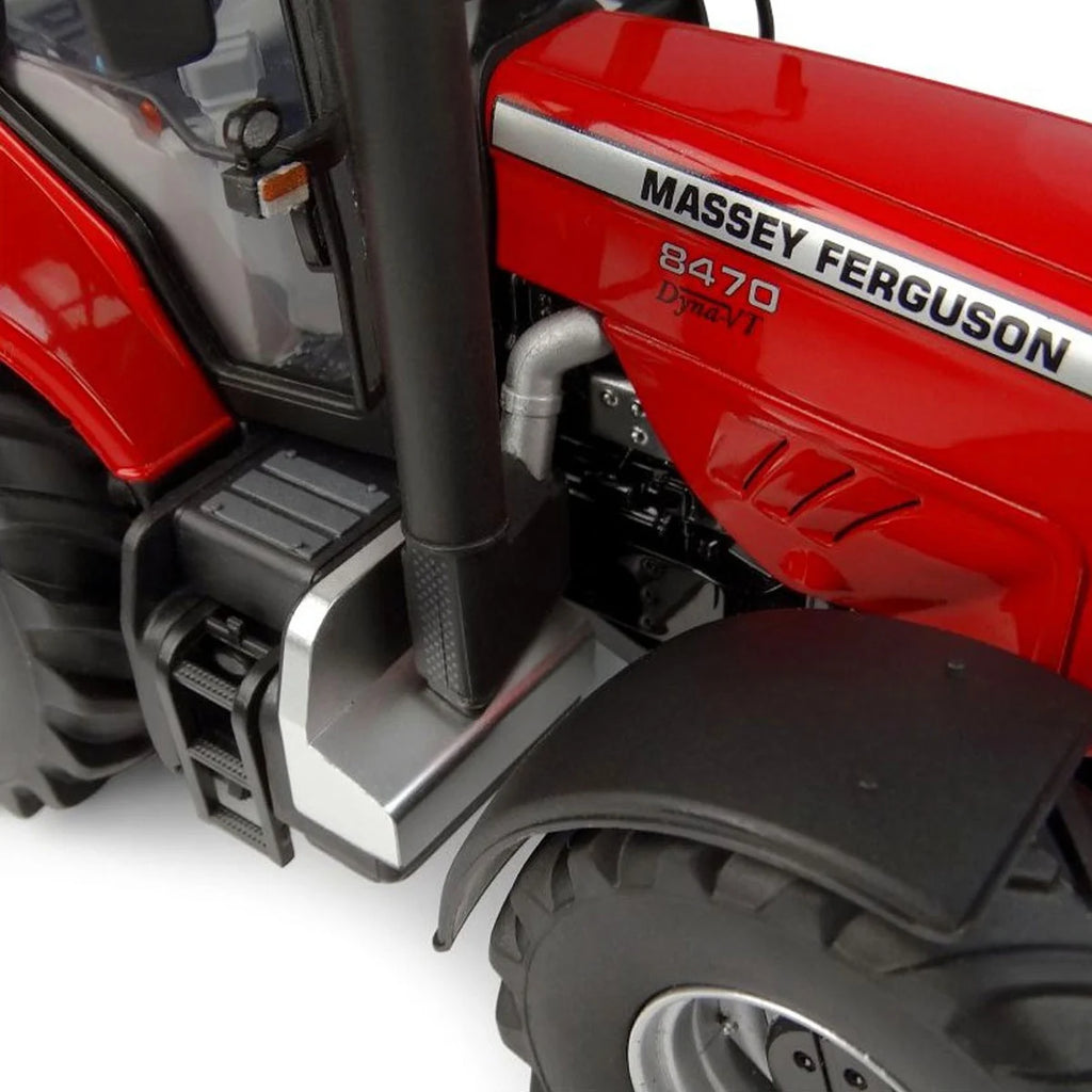 Massey Ferguson 8470 Dyna-VT 1/32 – Universal Hobbies UH6840 – Précommande